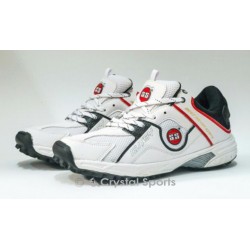 SS Gusty Rubber Studs Cricket Shoes